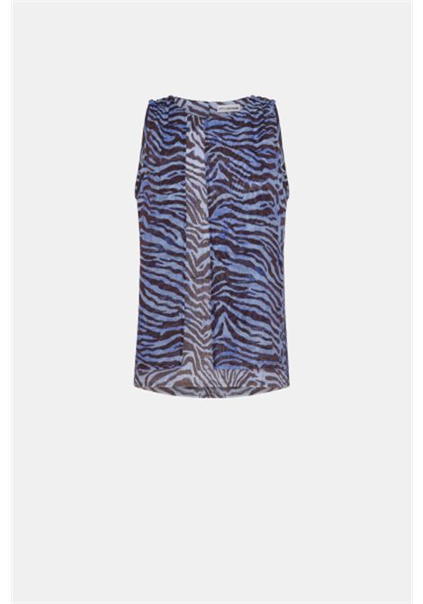 Sleeveless top made of lightweight fabric with zebra print in shades of blue. Modern, gritty and perfect for adding character to any outfit. ATTIC AND BARN |  | MATTO0048490